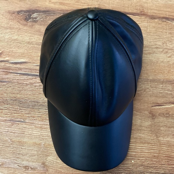Wilfred Accessories - Wilfred Free Faux Leather Cap